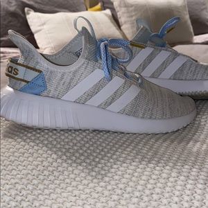 Adidas cloudfoam sneakers